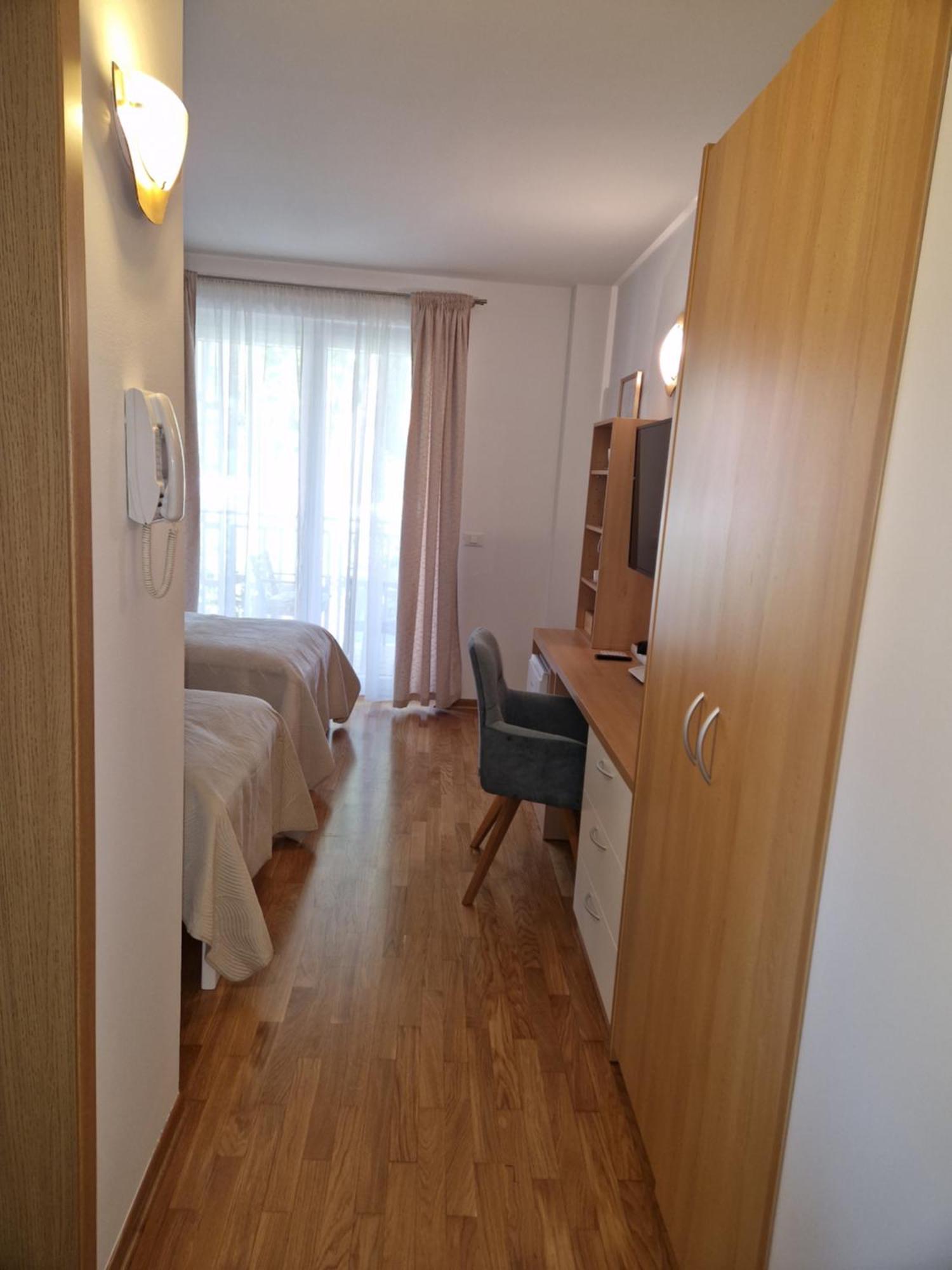Room 211 - Aparthotel Jadranka Portorož Exterior foto